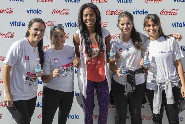 Vitale acompañó la Carrera de las Mujeres hidratando a sus más de 2.500 participantes