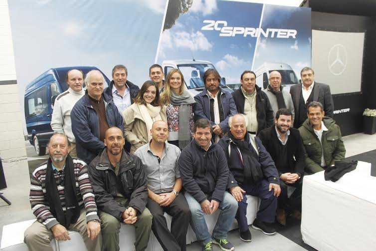 Clientes de Autolider viajaron a Argentina para conocer el proceso de fabricación de la nueva Sprinter