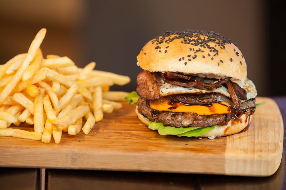 La hamburguesa es uno de los cinco platos más requeridos en Uruguay