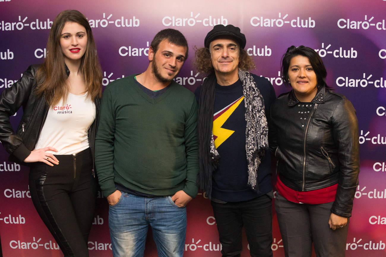 Clientes Claro Club se divirtieron con el humor del actor argentino Favio Posca