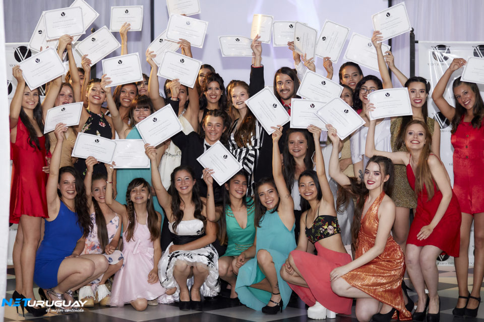 La Escuela de Modelos de Vicky Ramos Ortiz realizó su desfile de Graduación 2018