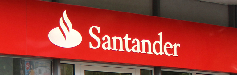 Santander sorprende a sus clientes con juegos, regalos y más beneficios durante el verano