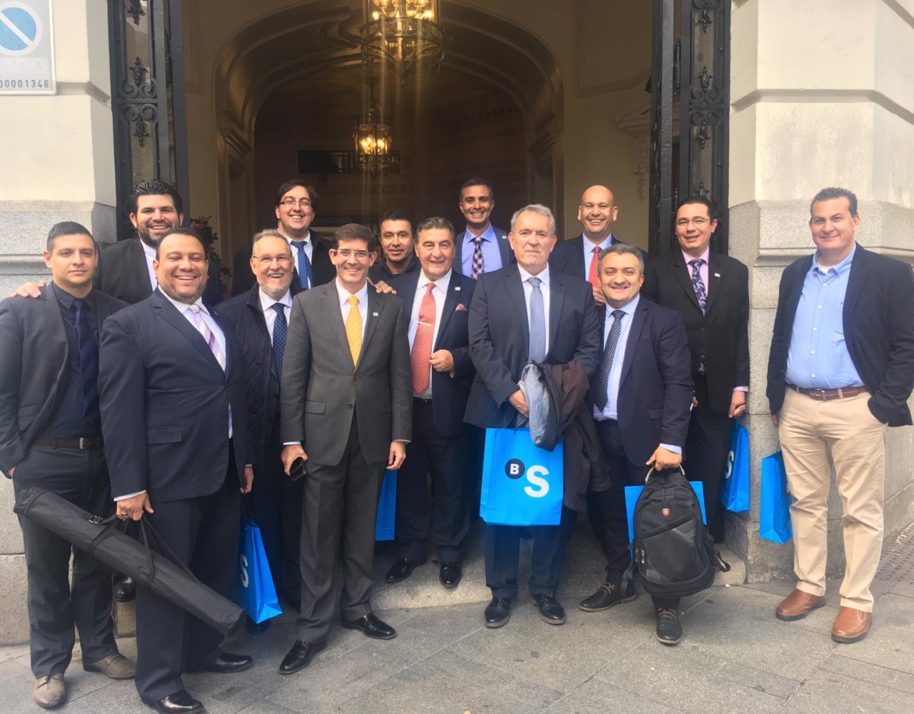 Delegación uruguaya organizada por SVET, tuvieron su primer día en Madrid