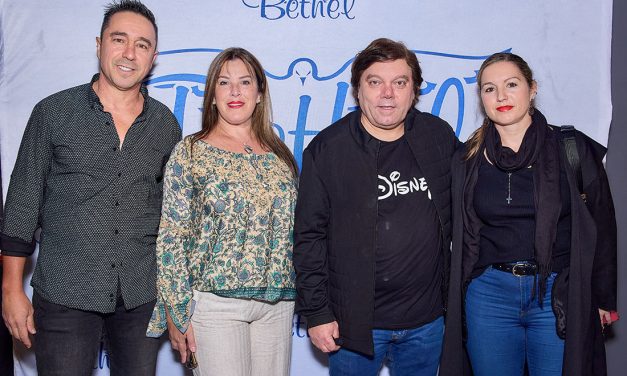 Avant Premiere de la película Desesperada by Bethel Spa