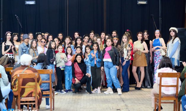 Se realizó la Feria de la Nostalgia en Melo, a beneficio de Valentín Lucas, y el público colmó las instalaciones del Club Unión