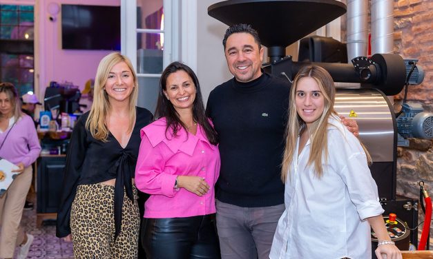 Se realizó Plaza Café Fashion Day presentando la colección de Amadora