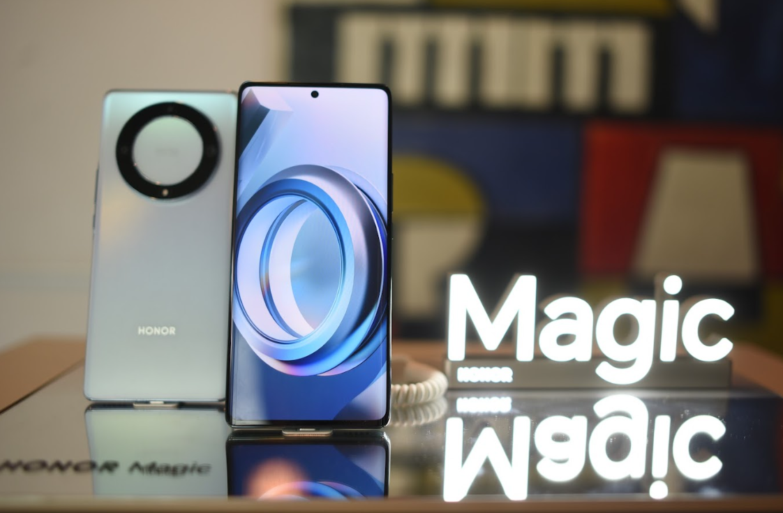HONOR lanza el ultradelgado y resistente smartphone HONOR Magic5 Lite 5G con ANTEL